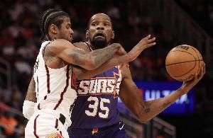 斯通：送走杰伦-格林的决定并不容易 他完成了我们要求的一切