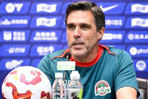 华体会体育-足球报：河南队足协杯晋级+中超大胜双线飘红，获保级有利位置