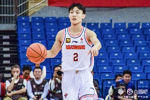 华体会体育-季孟年：徐杰太强了&amp;完全肢解了上海的防守 看好广东山西打满5场