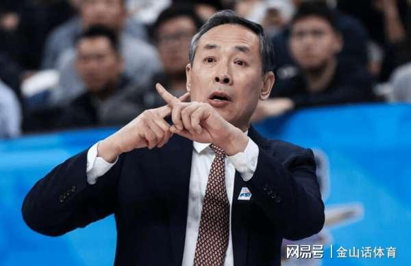 华体会体育-4战3负！60岁老帅又遇大麻烦，接下来5个对手，有4个是“硬茬子”